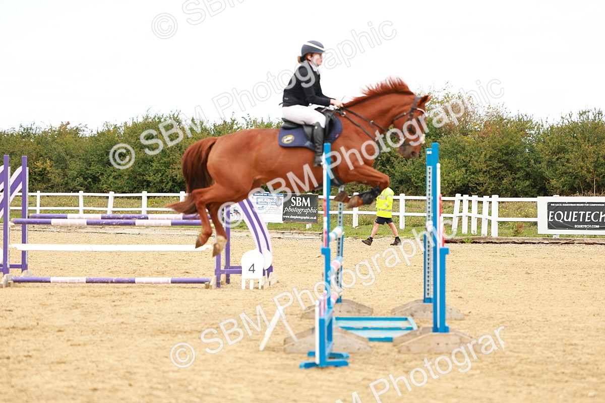SBM_001584 - Class 4 - Senior Newcomers - 1.10m