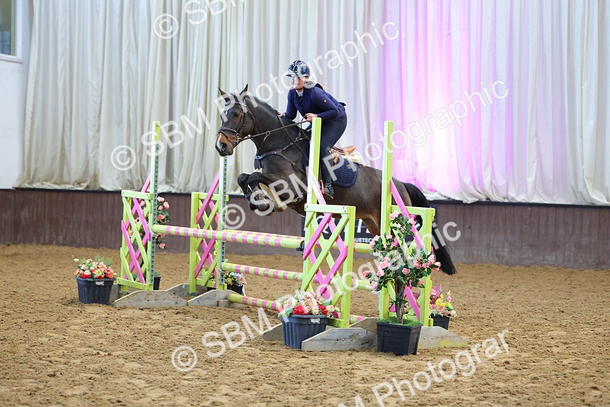 SBM_002121 - Class 8 - Senior British Novice 90cm