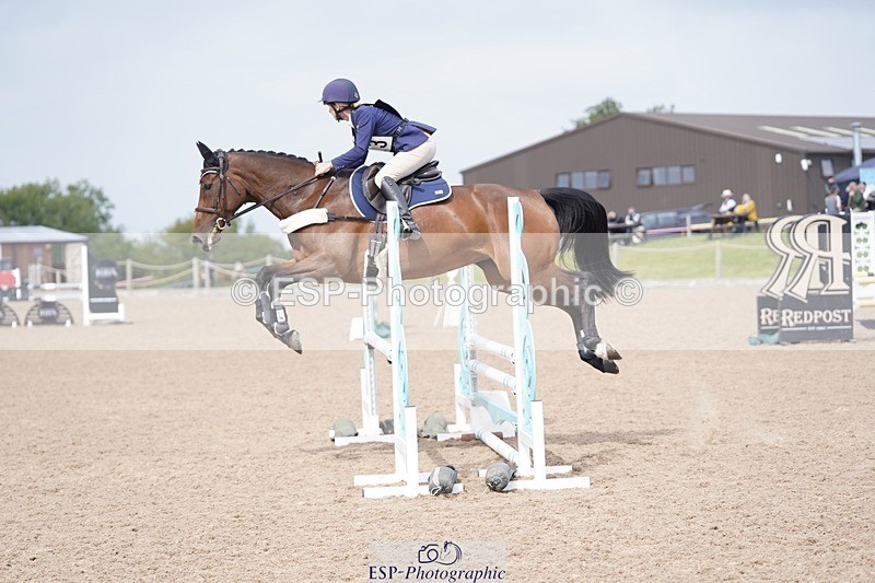 240831A-121536-01469 - 123-Fiona.Jones-ABBY.VD.BERGHOEVE.Z