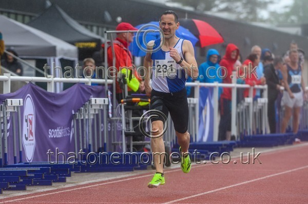 ComMast25-920932 - Track Male Set Two