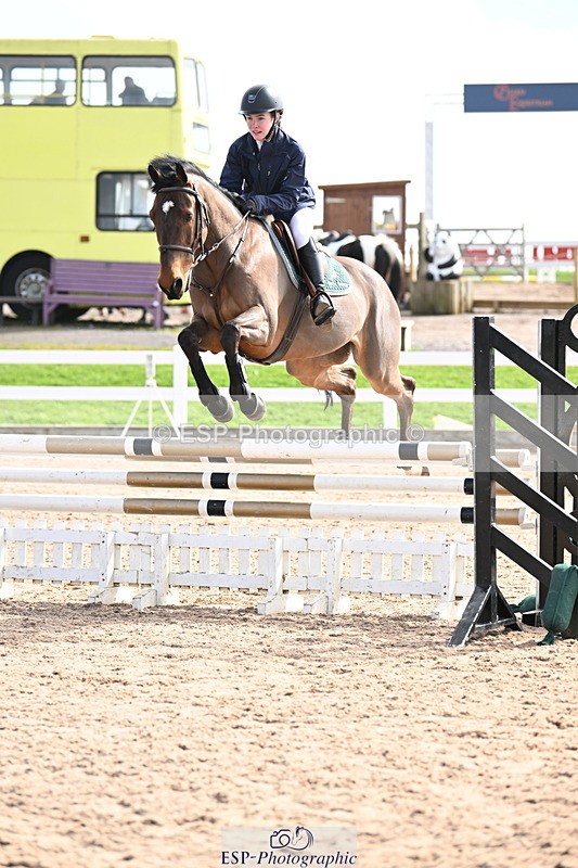 240407A-112350-05126 - Cls 27 Chard 1.05m & 1.10m Grand Prix