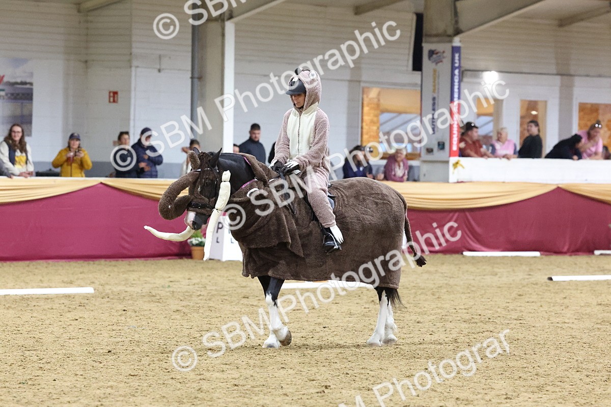 SBM_09996 - Class 52 Strictly Fancy Dress-Age