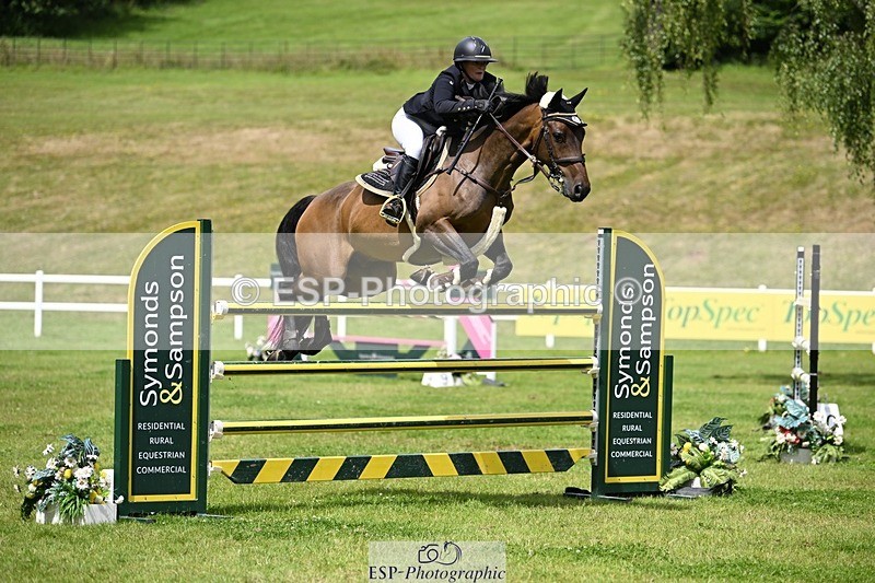 240711-114745-26738 - Cls 117 HOYS Grade C Quali 1.35m