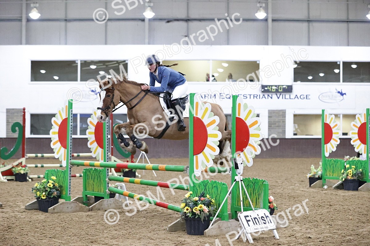 SBM_1617 - Class 7 - Equissage Pulse Senior BritiNovice/ 90cm Open