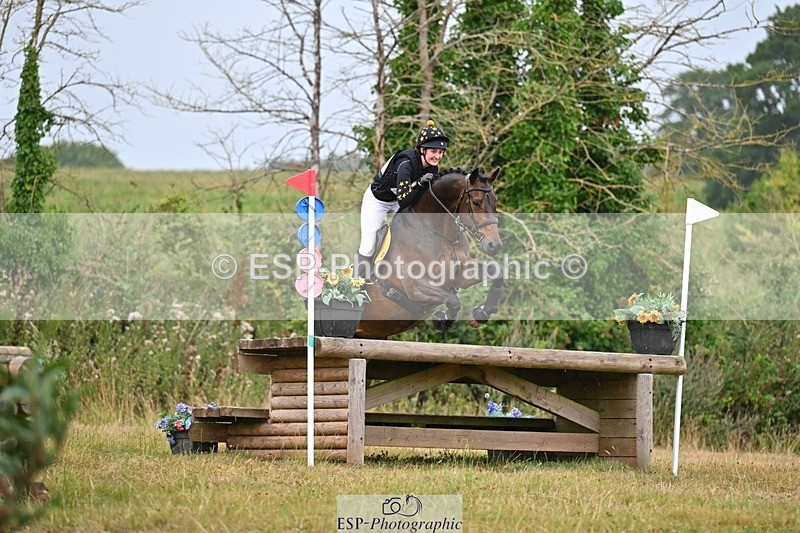 250803A-125801-13550 - M-568-Bethany.Hull-CARRICK.DIAMOND.OLIVER