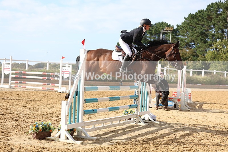 3E7A0643 - Class 13: Senior Newcomers/1.10m open