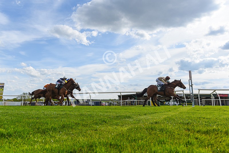 300424-Race 1-Variety Island-8292 - Race 1