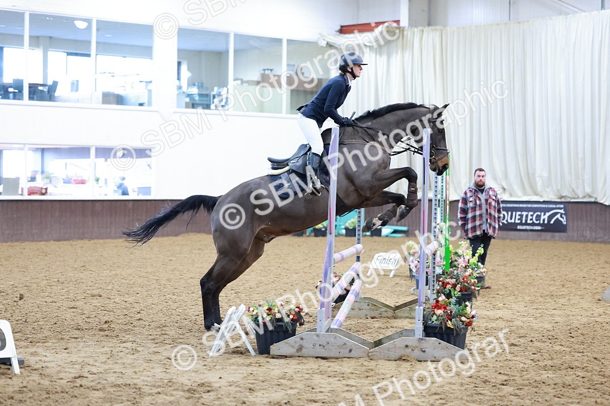 SBM_002699 - Class 9 - Equissage Pulse Senior BritiNovice/ 90cm Open