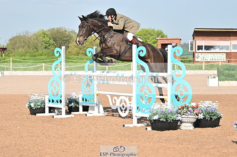 240512A-084509-16478 - Cls 47 Snr 1.20m Open