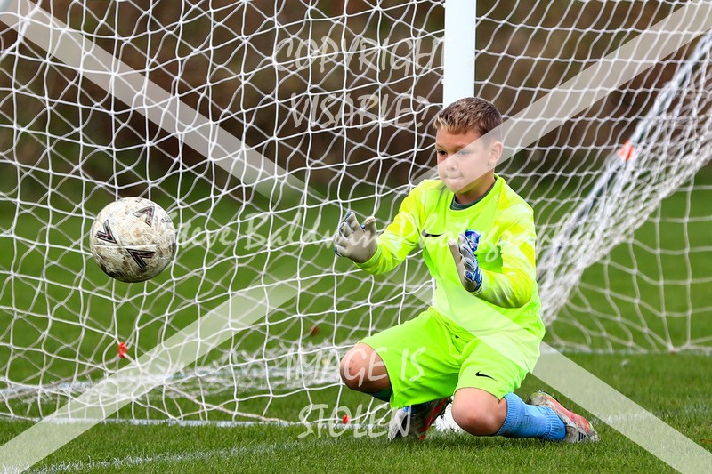1DX20297 - 2025-10-05 FC Abbey Meads U11 Blue V St Andrews FC U11 Cardinals