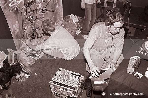 27 - Friends-&-Family @ the-roadhouse 31.05.03