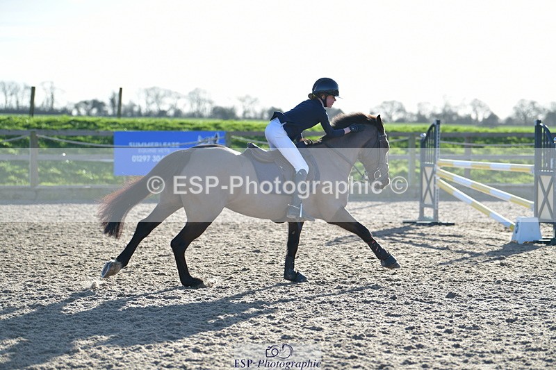 240211A-150919-03379 - Winter-Summer