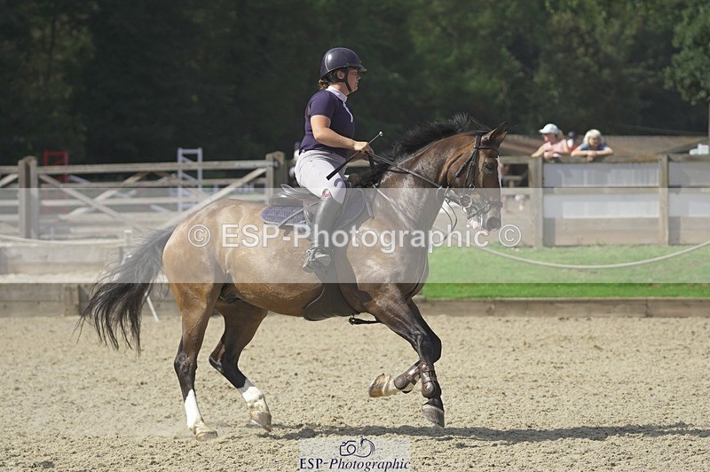 230909-122148-05644 - Cls 17 Snr 1.05m Open