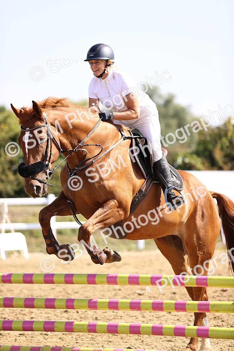 SBM_005688 - Class 9 - Senior British Novice - 90cm