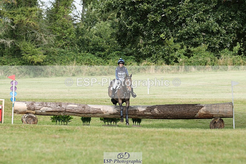 240825X-135801-34392 - 80cm XC 13.30 to 14.30