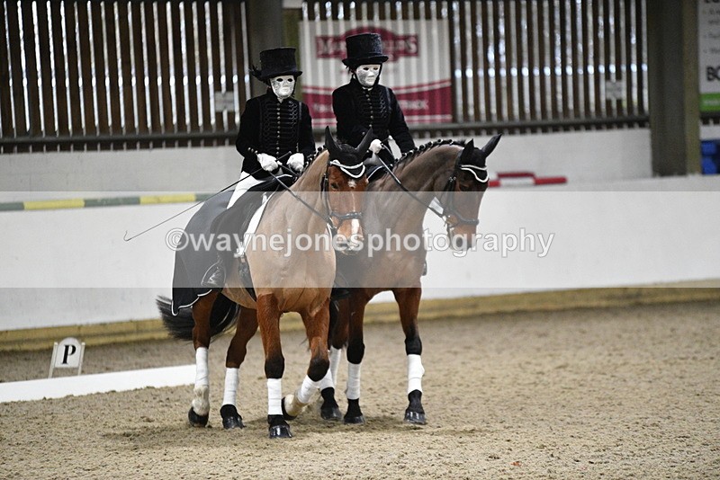 WJ5_9637 - Time 13:04 to 13:41 Fancy Dress DTM