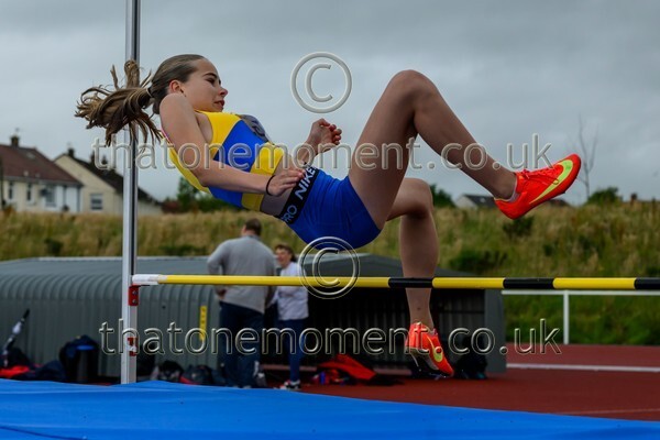 ComMast25-918776 - Field Female Set One