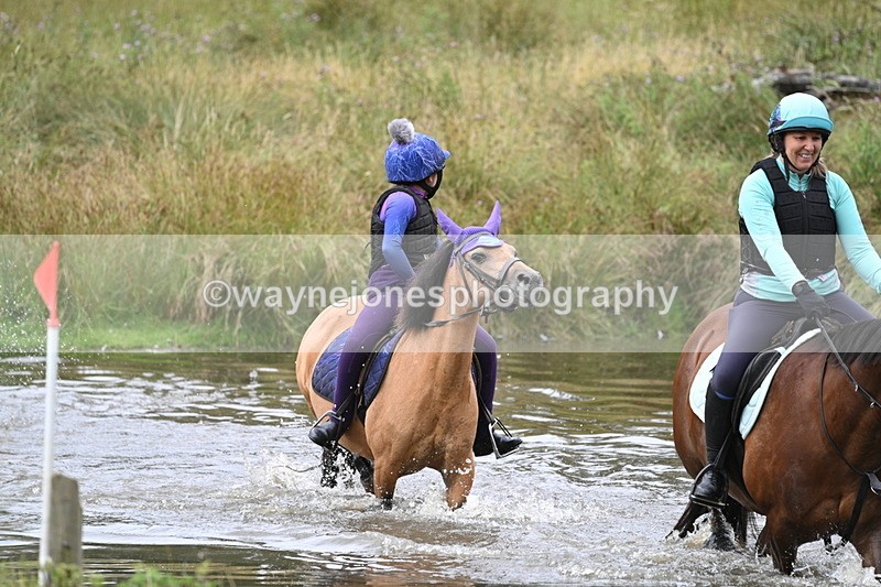 WJ7_2210 - Time at Water 11:14 to 11:36