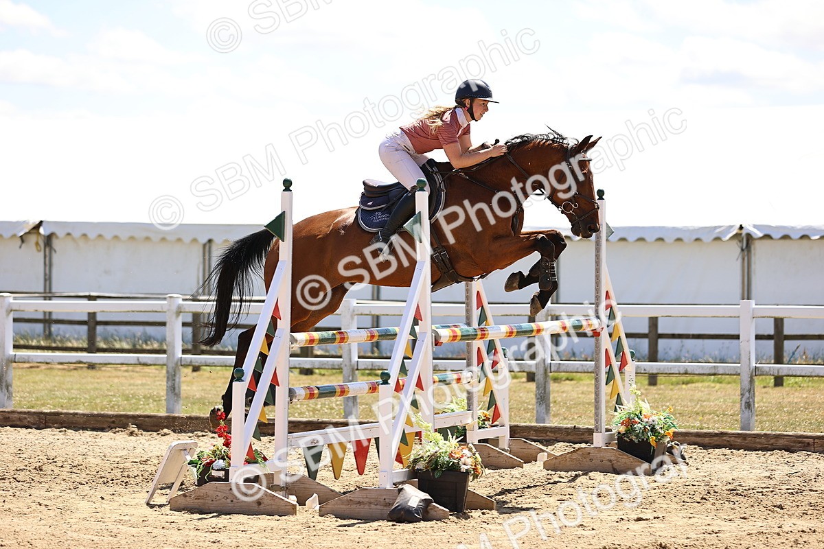 SBM_014521 - Class 15 - Senior Newcomers - 1.10m Open