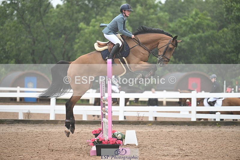 240720A-115006-14594 - Cls 11, 1 Star Bronze Tour 1.15m