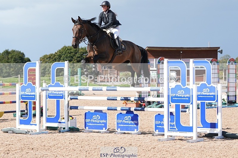 250913-121756-06858 - Cls 15 Snr Foxhunter