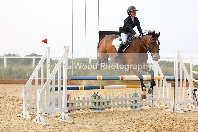 3E7A2712 - Class 9: Senior 1.15m Open