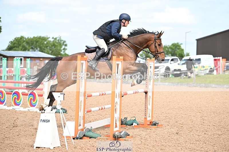 250611-105853-00282 - Cls 2 Snr Discovery & 1m Open