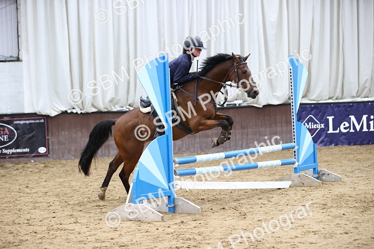 SBM_001428 - Class 5 - Henlow Veterinary Hospital 70cm