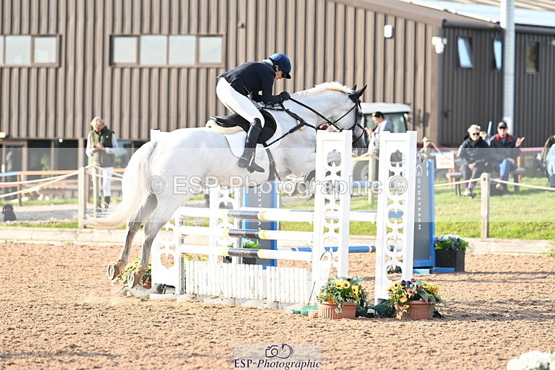 240913A-173430-05420 - Cls 19 Snr 1m Open Speed Derby