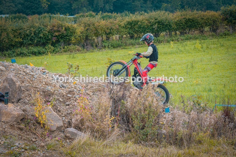 DSCF0552 - Ripon MC Trial 27/09- kids
