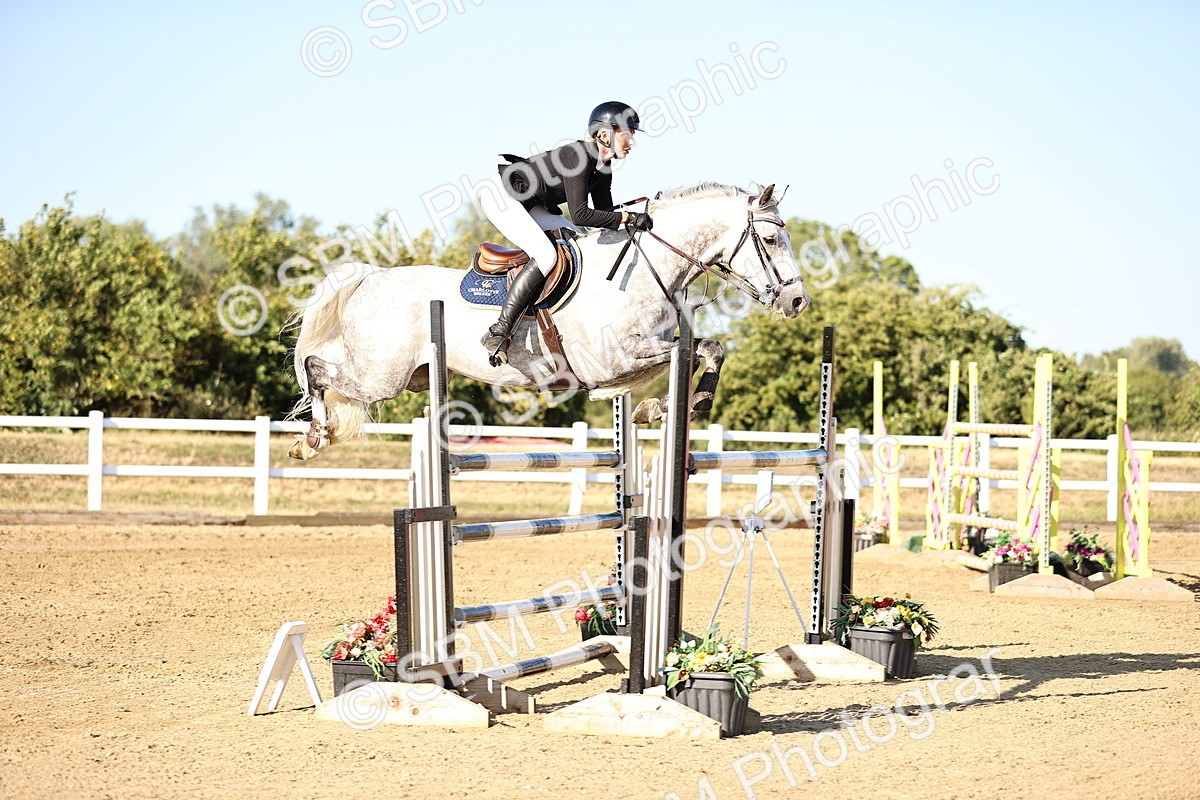 SBM_015930 - Class 18 - Senior 1.35m Open