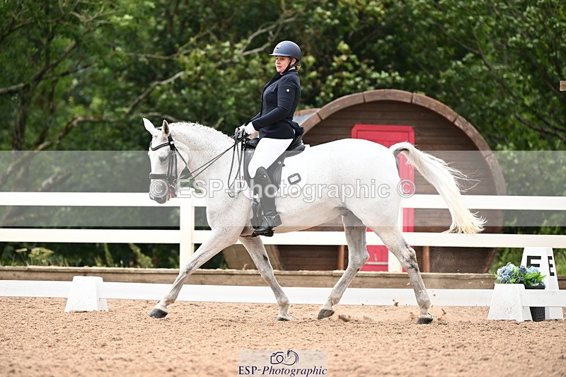 240815A-140036-01910 - 139-Chloe.Makepeace-Beechfield.Diamond