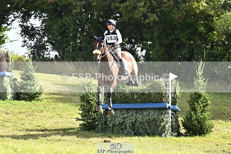 250831-101358-06277 - H-353-Amanda.Taylor