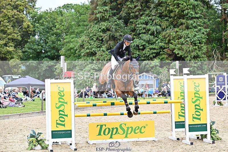 250524A-141823-12392 - D-476-Caroline.Powell-TIK.TOK