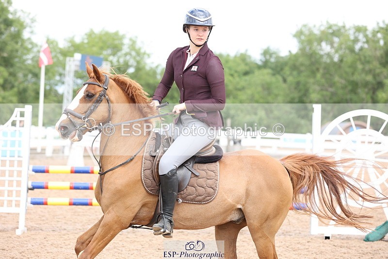 240630A-120857-12914 - Cls 31 Discovery and 90cm Open