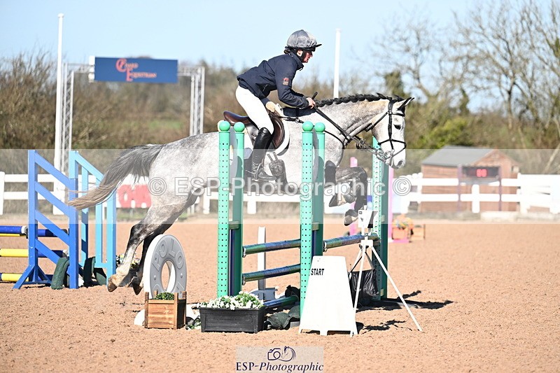 260318B-101206-00048 - Clear Round & Brit Nov 90cm