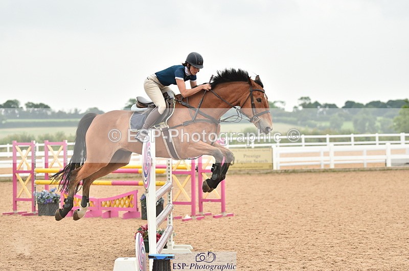 230611A-114552-04843 - Cls 33 95cm Amateur Qualifier