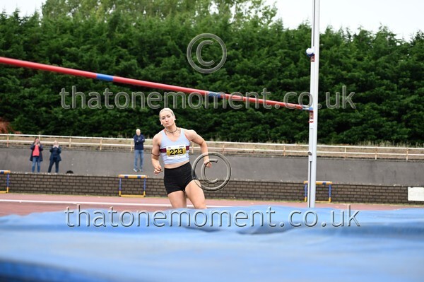 _Z911831 - Field Female Set One