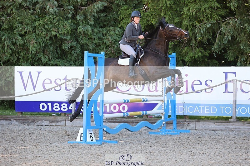 240615-091808-00129 - Cls 1 Snr British Novice and 90cm Open