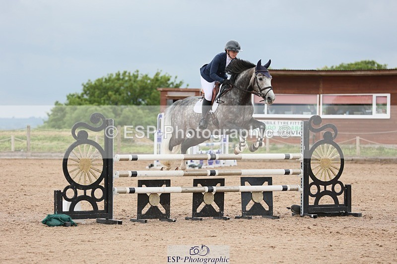 250524-101634-04129 - Cls 13  A&B 1.05m & 1.10m open