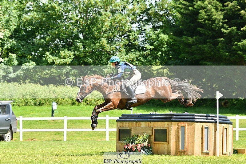 230528-114406-16882 - 410-CHILLIS_GEM-Sarah_Gairdner-XC