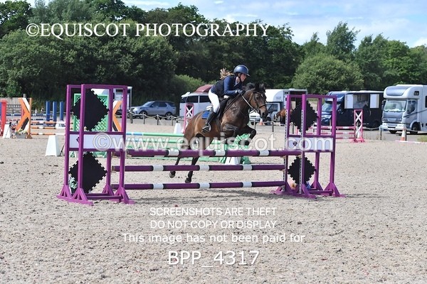 BPP_4317 - CLASS 18 SUN Stepping Stones 128/ 138cms Handicap