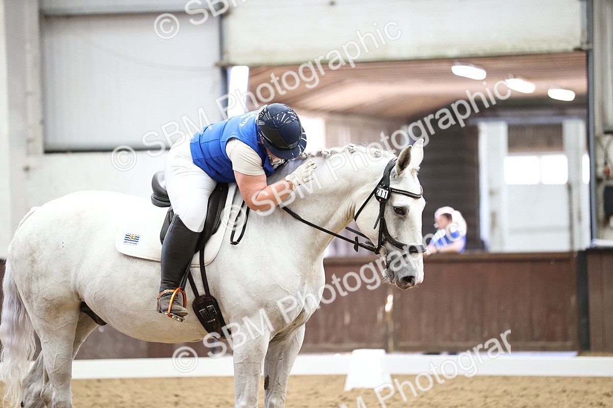 SBM_001934 - Novice 4 - 11.15-13.22