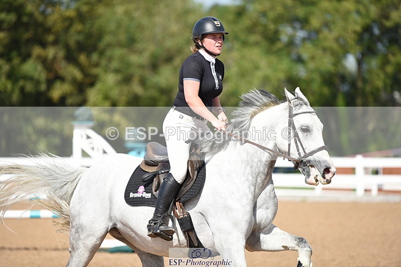 230906A-141836-00575 - Foxhunter & 1.20m Open