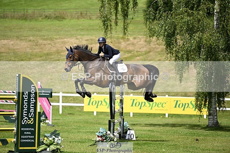 240711-113540-26671 - Cls 117 HOYS Grade C Quali 1.35m