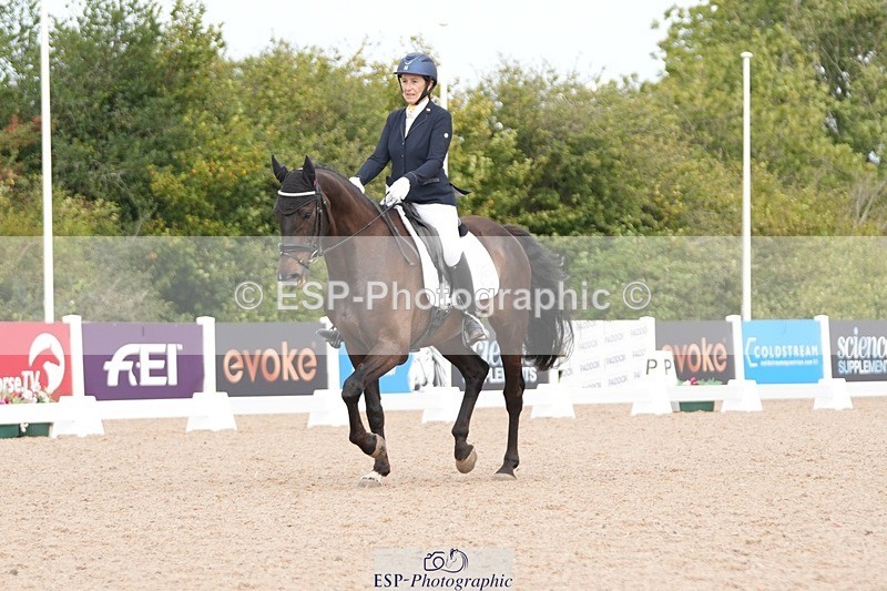 250906-112757-01993 - 027-Amanda.KingInvincible