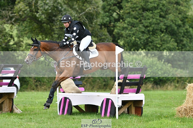 240804-152018-17607 - 602-Roxi_Foster-CABLE_MOUNTAIN