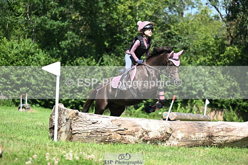 240729B-144832-02853 - Abbie's Group XC