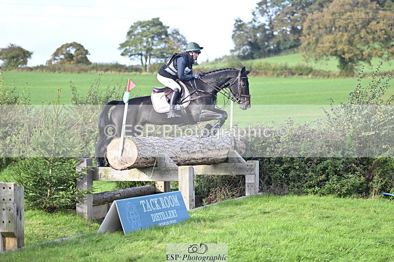 251024A-151101-13379 - C-230-Ciara.O.Connor