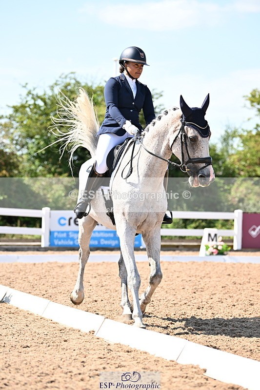 240816A-145409-05521 - 293-Layla.Ambersley-Broadbent-Galwaybay.Buddy